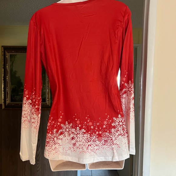 Christmas Graphic Print V Neck T-Shirt - Picture 2 of 7